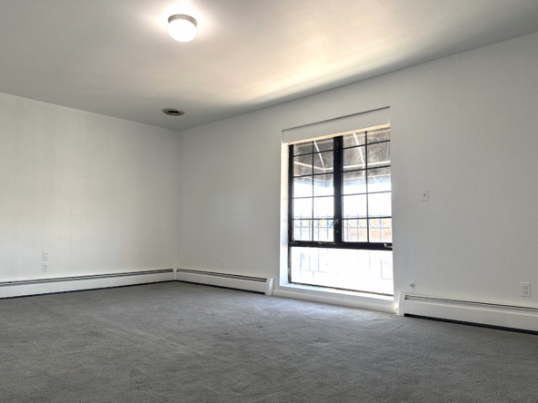 1005 Dundalk Avenue Dundalk, Maryland For Sale or Lease